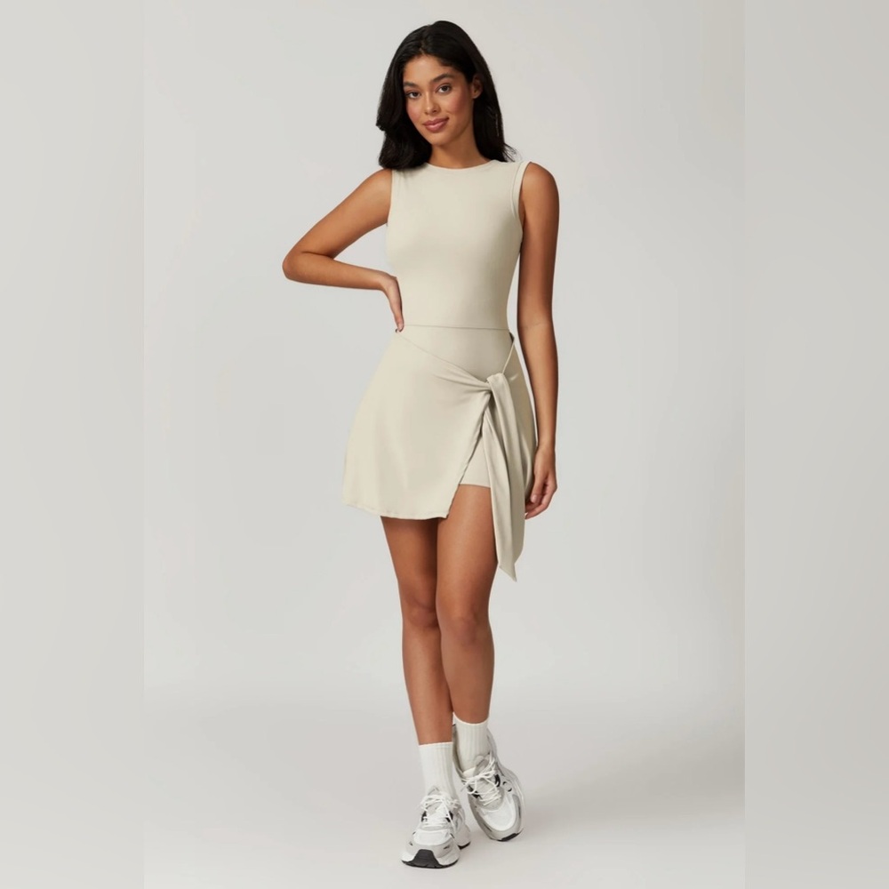 Elegant Cream Sleeveless Dress